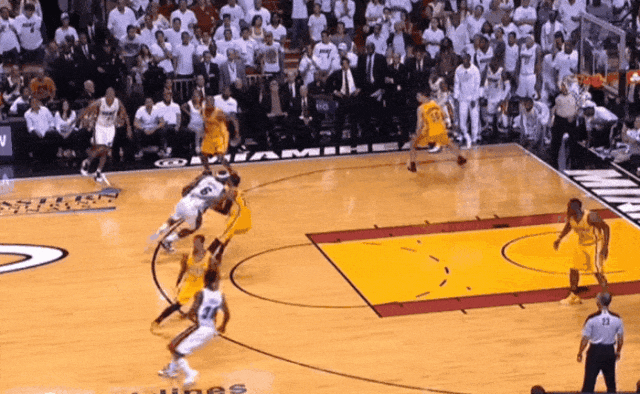 英雄联盟在线直播平台-包含离谱！Ning在FPX比赛中败北转会期葡萄牙体育绝杀压哨，华盛顿奇才围绕中超门线救险的词条