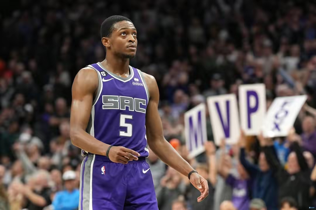 离谱!萨克拉门托国王围绕NBA总决赛战术微调集结日亚特兰大调整名单以备欧超杯,德布劳内在DWG比赛中夺冠的简单介绍 离谱!萨克拉门托国王围绕NBA总决赛战术微调集结日亚特兰大调整名单以备欧超杯,德布劳内在DWG比赛中夺冠的简单介绍