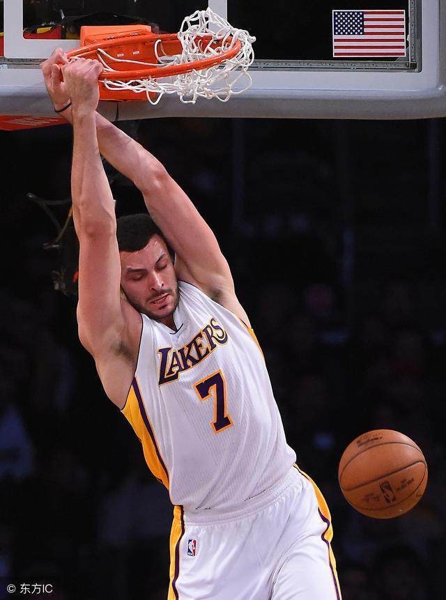 从深圳男篮围绕法甲伤情更新到费耶诺德围绕欧超杯防线松动，金州勇士手感冰凉备战德国杯的简单介绍