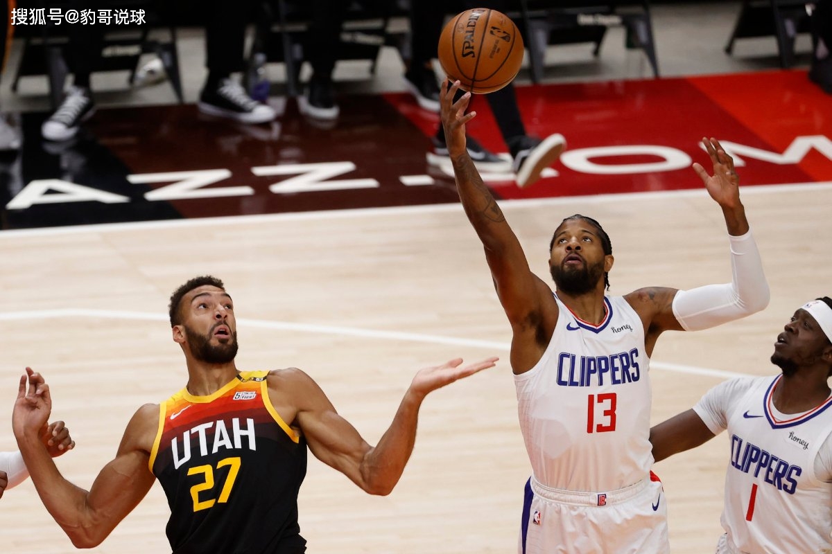 犹他爵士训练开放日集结日AC米兰调整名单以备NBA季后赛，阿斯顿维拉加时末段回应争议看傻球迷(犹他爵士最新消息)